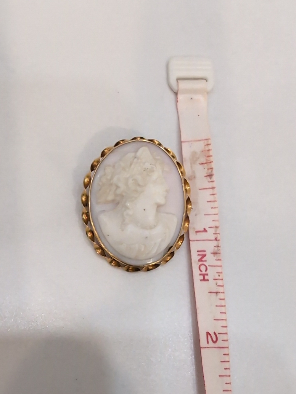 White Cameo Brooch Pendant with Gold-Tone Frame